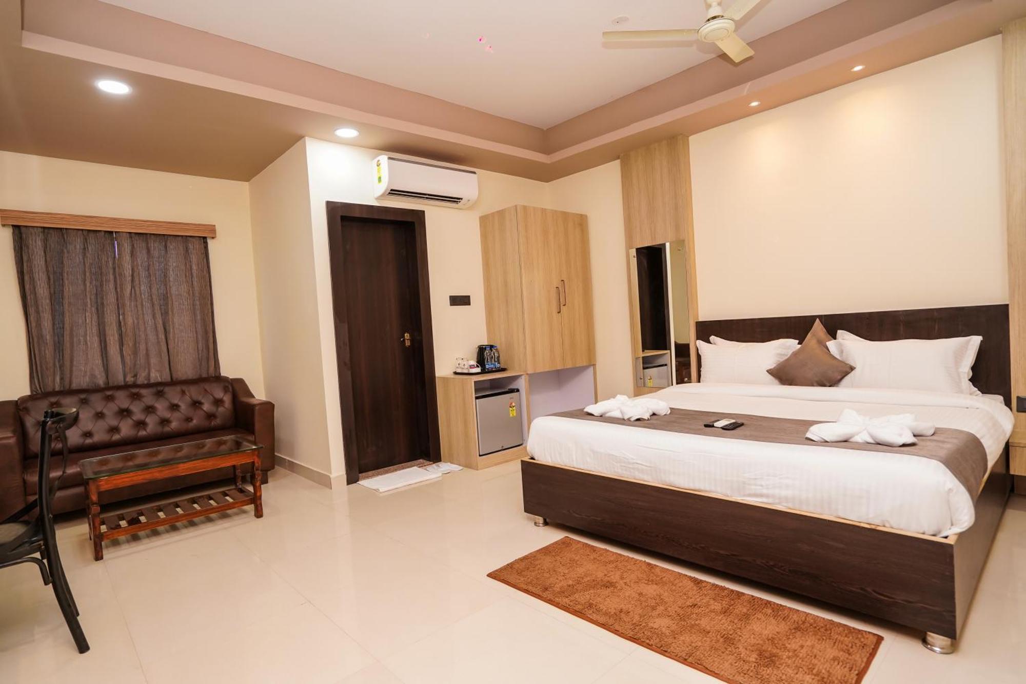 Hotel Middleton Nxt Bhubaneswar Exteriör bild