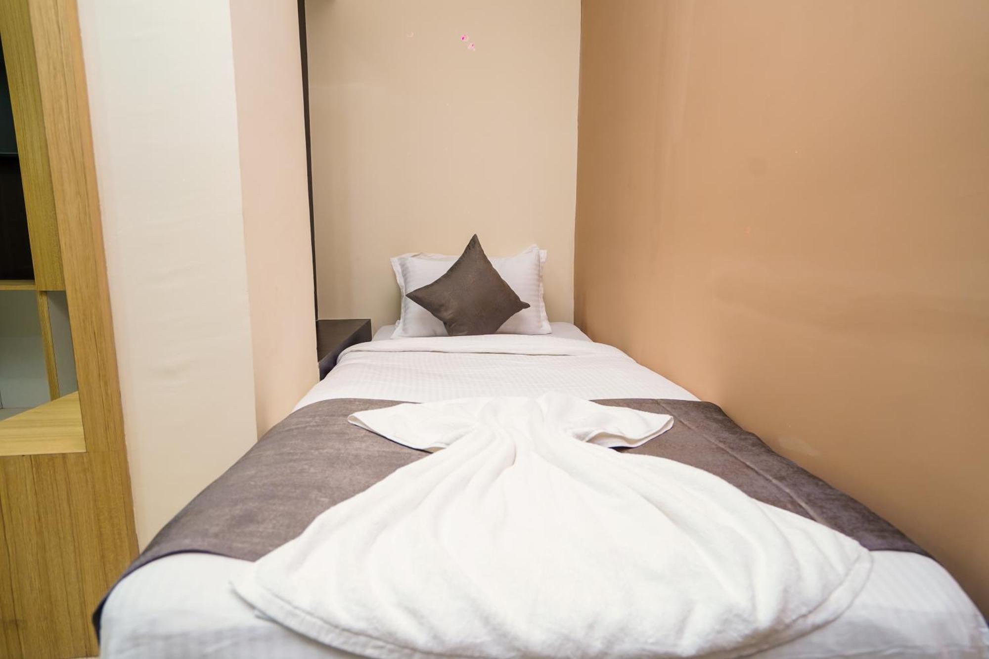 Hotel Middleton Nxt Bhubaneswar Exteriör bild