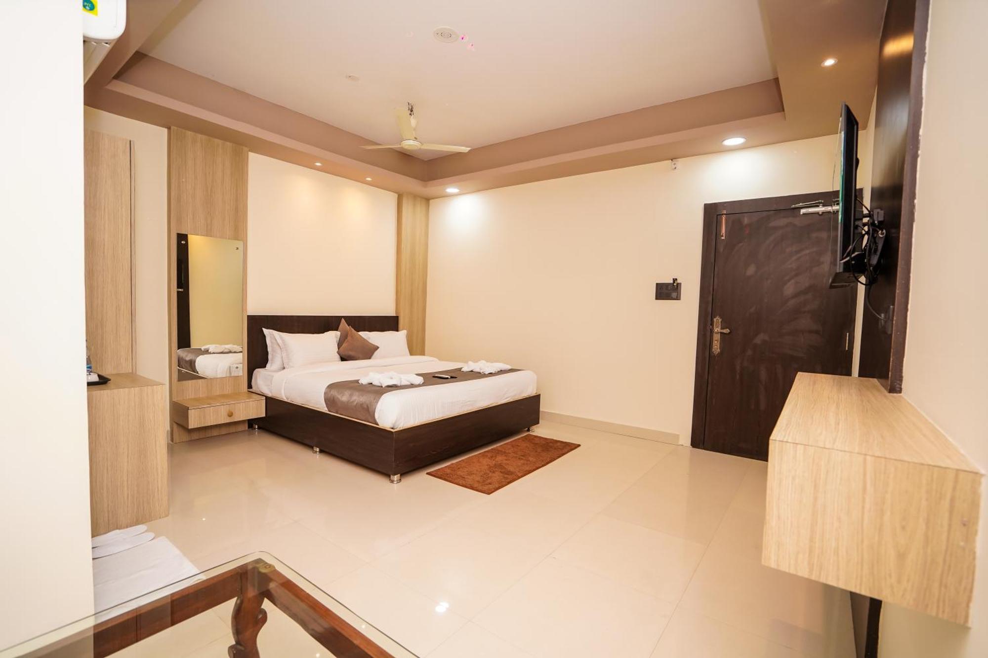 Hotel Middleton Nxt Bhubaneswar Exteriör bild